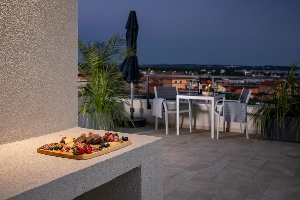 Belvedere Holidays Novigrad Istria Buitenkant foto